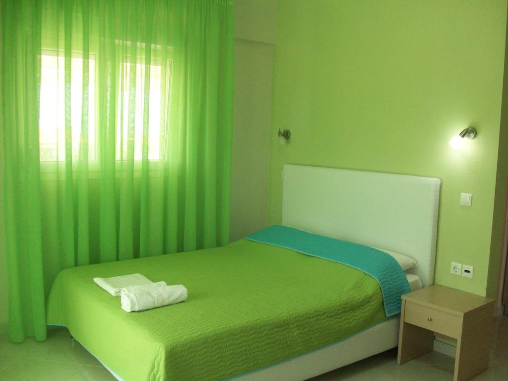 Mavridis Rooms Nikiti  Rum bild