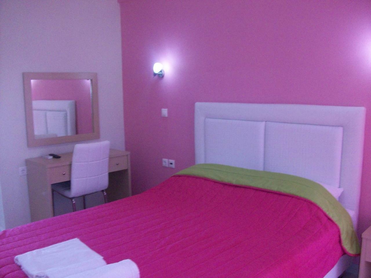Mavridis Rooms Nikiti  Exteriör bild